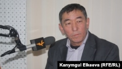 Манас Саматов.