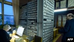 Генетикалык иликтөөлөрдү жүргүзүп жаткан орус окумуштуулары. 20-декабрь, 2016-жыл.