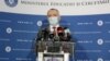 Ministrul Educației, Sorin Cîmpeanu, în timpul unei conferințe de presă susținută la București, pe 16 iunie 2021.