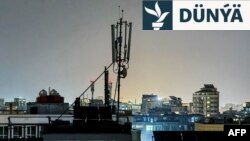 Kabulyň jaýlarynyň üçegindäki telearagatnaşyk antennasy