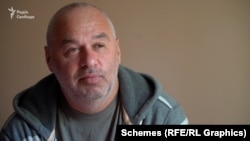 سرباز اوکراینی، ایهور کوزارنکو، می‌گوید: «گریه می‌کنی، عٌق می‌زنی، انواع علائم را داری. اما هم‌زمان مجبوری تیراندازی هم بکنی»