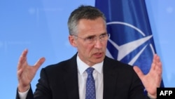 იენს სტოლტენბერგი