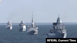 Petrolierul Eagle S, suspectat că ar aparține „flotei fantomă” a Rusiei, este văzut ancorat în Golful Finlandei în ianuarie.
