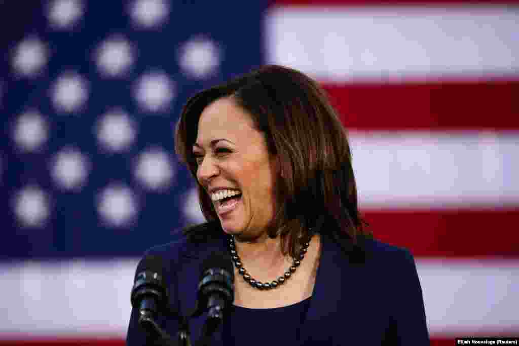 Камала Харрис выдвигается в качестве кандидата на пост вице-президента в своем родном городе Окленде (штат Калифорния) в 2019 году. 59-летняя Харрис &ndash; первая небелая женщина, ставшая генеральным прокурором Калифорнии, первая американка южноазиатского происхождения и вторая афроамериканка, избранная в сенат США, а также первая женщина-афроамериканка и американка азиатского происхождения, занявшая пост вице-президента Соединенных Штатов.