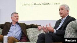 Директорът на МИ6 Ричард Мур и директорът на ЦРУ Уилям Бърнс