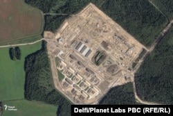 Изображение на Planet Labs от 13 август 2025 г. показва най-големия и най-западен от четирите сектора на обекта.