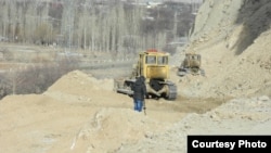 Көк-Таш - Ак-Сай жолунун курулушу. Баткен, 12-январь, 2014