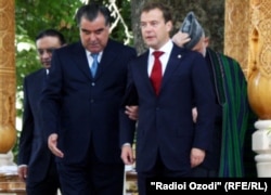 Президенты РФ и РТ в Душанбе на саммите стран СНГ. 2011