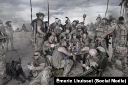 «Издалека слышу ответ казаков», фотография Эмерика Люссе