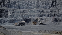 Крупнейшее золоторудное месторождение Кумтор. Архивное фото.