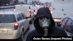 Protest față de poluarea aerului în București