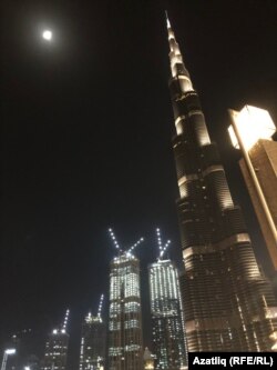 "Бурҗ Хәлифә" бинасының төнге утлары