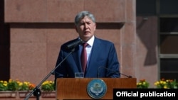 Алмазбек Атамбаев на праздновании Дня независимости в Бишкеке. 31 августа 2014 года.