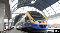 La data de 29 ianuarie, Oleg Tofilat a demisionat din funcția de director al întreprinderii „Calea Ferată din Moldova”. 