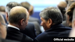 Владимир Путин и Алмазбек Атамбаев. 