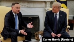 Президенти США (п) та Польщі (л) у Білому домі