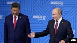 Кытай лидери Си Цзиньпин жана Орусия лидери Владимир Путин. Казан шаары. 23-октябрь, 2024-жыл.