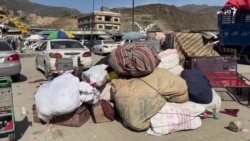 له پاکستانه د افغان کډوالو ایستل؛ دا وار خپل هېواد ته کډوال شوم
