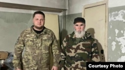 Шейх Мансуран цIарахчу батальонан командир ЧIебарлойн Муслим а, батальонан пресс-секретар СаьIид а