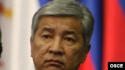 Аким Астаны Имангали Тасмагамбетов на саммите ОБСЕ. Астана, 1 декабря 2010 года.   