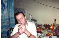 Кыргызстан. Криминальный авторитет Азиз Батукаев в колонии, в Нарыне. Когда сделано фото – не известно.