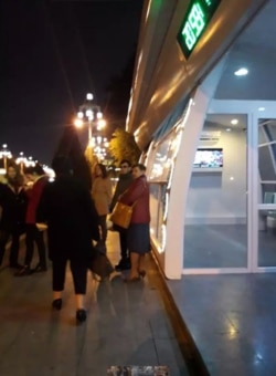 Перед началом оперы "Паяцы" в Ашхабаде, 19 ноября, 2019