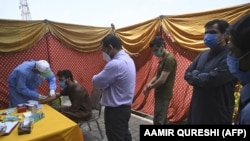 انځور له ارشیفه