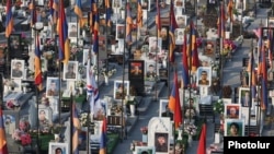 Armenia - Tombs of Armenian soldiers killed during the 2020 war in Karabakh and buried at the Yerablur Military Pantheon in Yerevan, January 28, 2025.