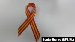 Кыргызстанда соңку эки жылдан бери колдонулуп келаткан "Жеңиш тасмасы"