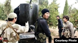 Сирияда согушуп жүргөн борборазиялыктар. 