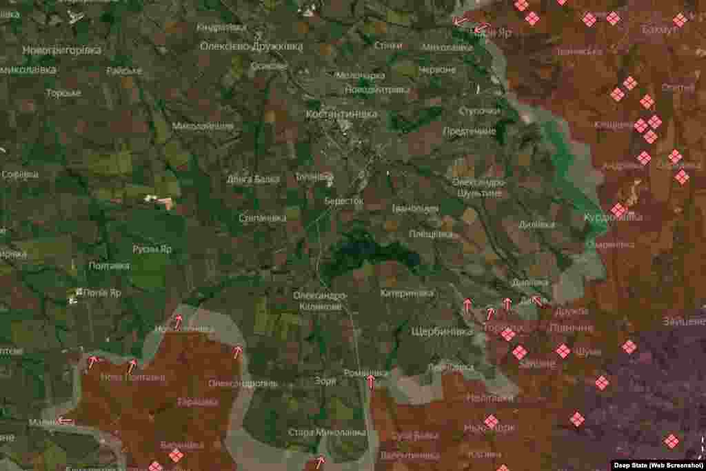 Pe 9 mai, DeepState a anunțat un „eșec al apărării în zona de joncțiune dintre sectoarele Pokrovsk și Torețk”. În aceste context, tot mai multă atenție se îndreaptă spre Kosteantînivka, pe care inamicul o distruge sistematic, tot mai intens.Kosteantînivka rămâne cel mai sudic punct al liniei fortificate din Donbas. Dacă orașul cade, armata rusă va avea un drum deschis spre Drujkivka, Kramatorsk și Sloviansk, avertizează experții.
