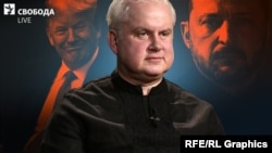 Колаж: Данило Лубківський – у центрі, позаду – фото Дональда Трампа (л) та Володимира Зеленського (п)