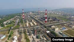 ფოტო არქივიდან. სარატოვის ნავთობგადამამუშავებელი ქარხნის ტერიტორია 