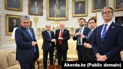 Переговоры президента США Дональда Трампа с президентом Казахстана Касым-Жомартом Токаевым в Белом доме. Вашингтон, 6 ноября 2025 года