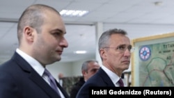 Грузиянын премьер-министри Мамука Бахтадзе жана НАТОнун баш катчысы Йенс Столтенберг Крцанисидеги жолугушууда. Тбилиси.  25-март, 2019-жыл.  