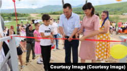 Торжественное открытие "танцующего моста", июнь 2022 год