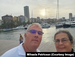 Familia Petricean a ajuns în Spania pentru o iarnă și a rămas permanent.