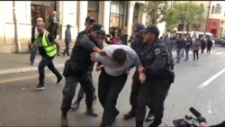 Bakıya Qərbdən diktatura ittihamları: 'Azərbaycanı təzyiq altında saxlamaq istəyirdilər'