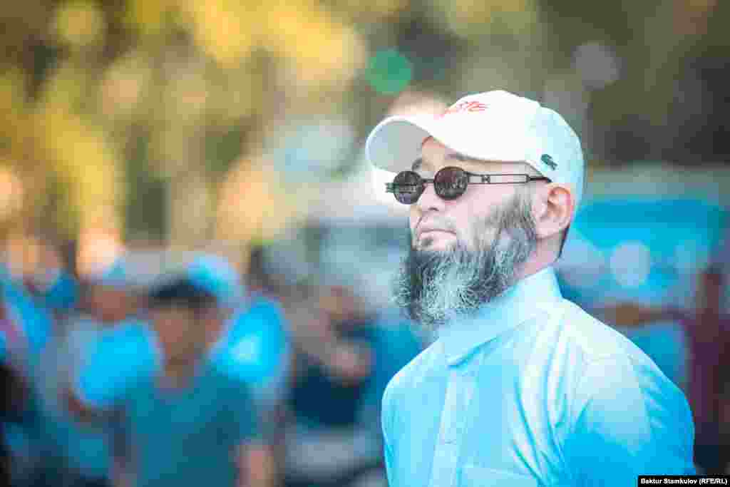 В Бишкеке праздничный намаз по традиции состоялся на Старой площади.&nbsp;