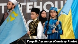 Сөрген көне, 18 май 2019, Киев