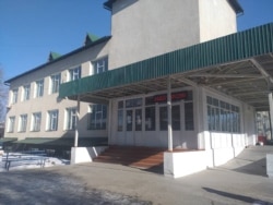 Октябрьская территориальная больница Сузакского района.