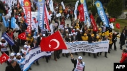 Өкмөткө каршы акция. Анкара, 27-февраль, 2013-жыл.