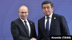 Владимир Путин менен Сооронбай Жээнбеков. 2019-жыл.