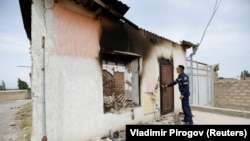 Максат айылы, Баткен. 