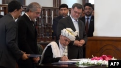 غنی: افغان ها ظرفیت و اراده مصالحه را دارند.