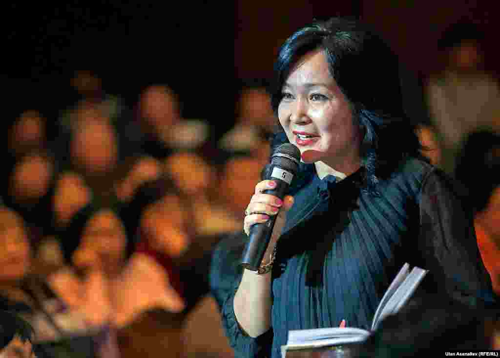 Кеченин коногу журналист Гүлзада Медералиева.