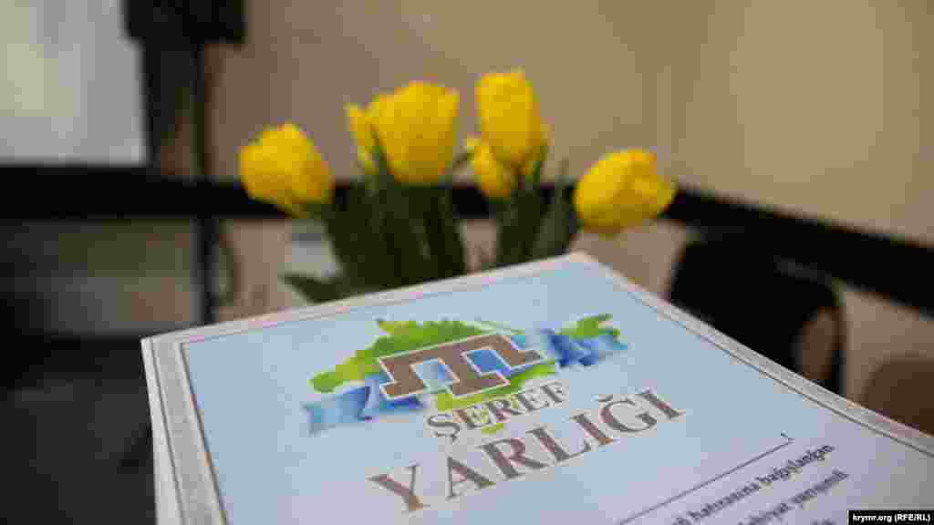 "Ant etkenmen!" -&nbsp;şeit ketken&nbsp;Qırımtatar&nbsp;milliy qaramanıdır, Qırım musulmanlarınıñ&nbsp;müftisi, siyasetçi, şair,&nbsp;I Qırımtatar Milliy Qurultayı&nbsp;prezidiumınıñ azası,&nbsp;Qırım Halq Cumhuriyetiniñ ükümet reisi Noman Çelebicihannıñ hatırasına bağışlanğan yarışnıñ adı. Fevral 23-ünde o altıncı sefer Aqmescitte keçti &nbsp;