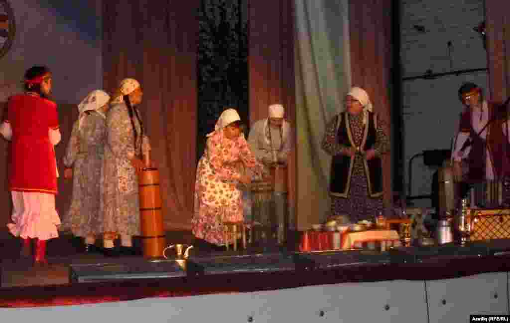 "Май пешү" йоласыннан күренеш