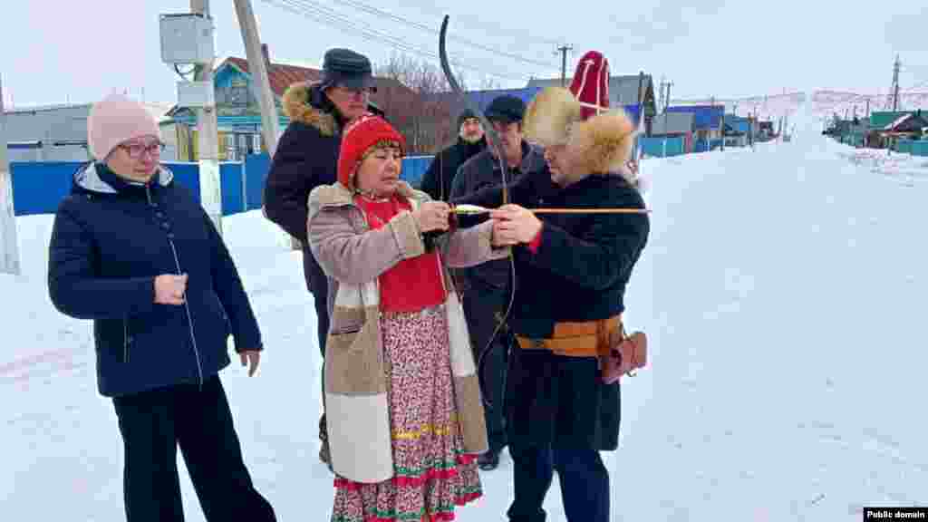 Башкортстанның Дәүләкән районы Иске Көрмәнкәй авылында "Аек авыл" чарасы кысаларында Уктан ату йоласы узган.