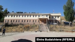 Сельская школа в Улуу Памире.